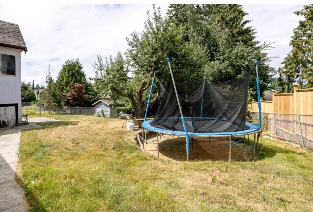 Vintage - 3 Bed House - North Surrey - Ping-Pong And Pool Table - Tv Cable Villa Exteriör bild